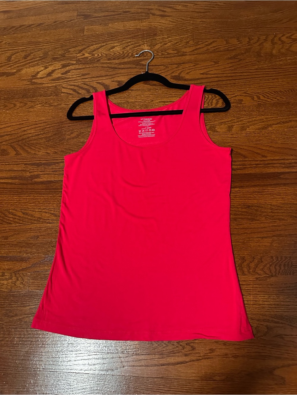 [L] Le Chateau Bra-Friendly Tank